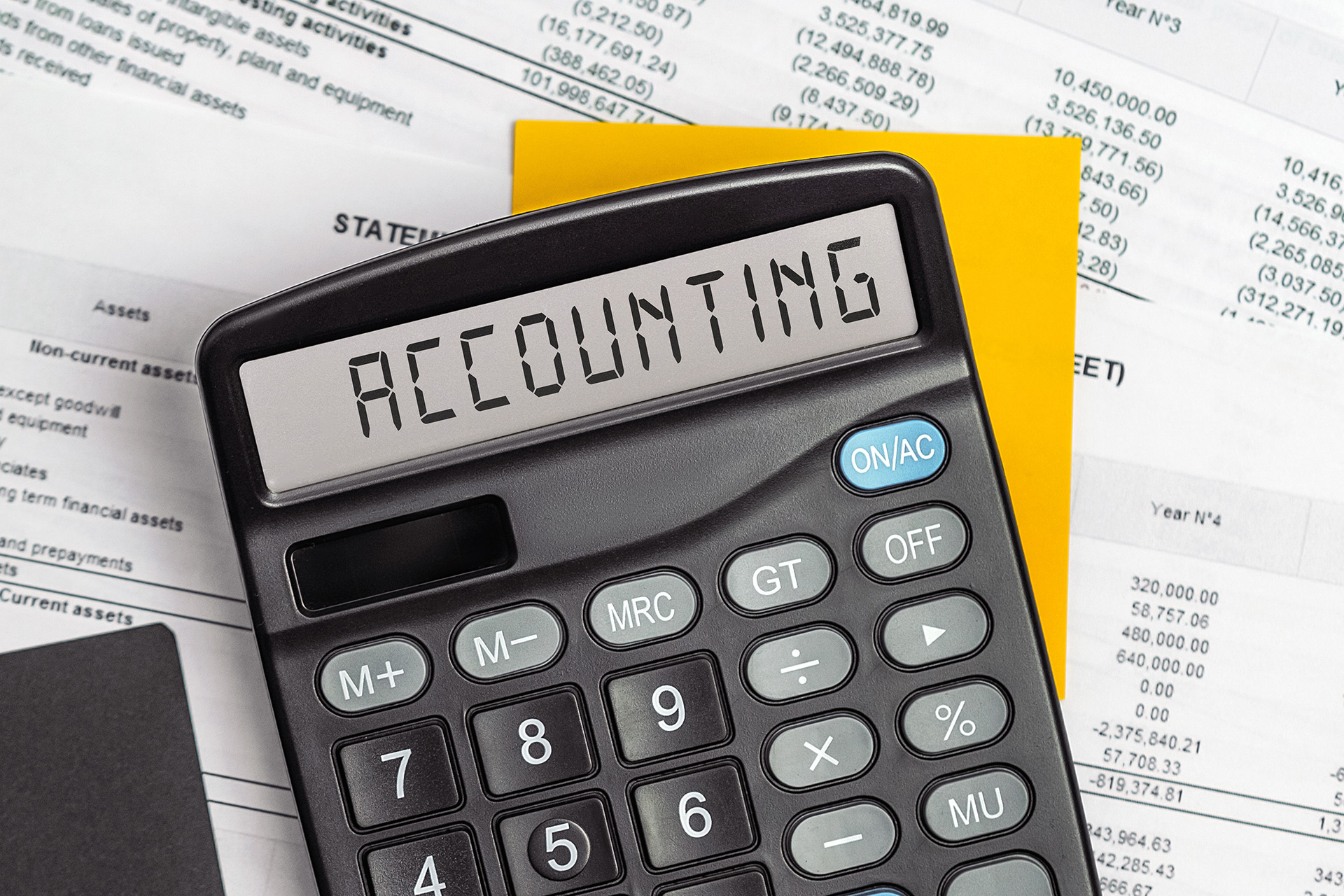 Timing Is Everything: Choosing Between Cash and Accrual Accounting